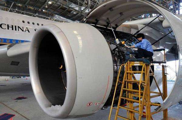 飞机维修 飞机维修